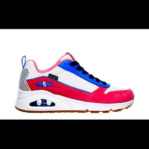 Cookie sketchers sneakers size 9